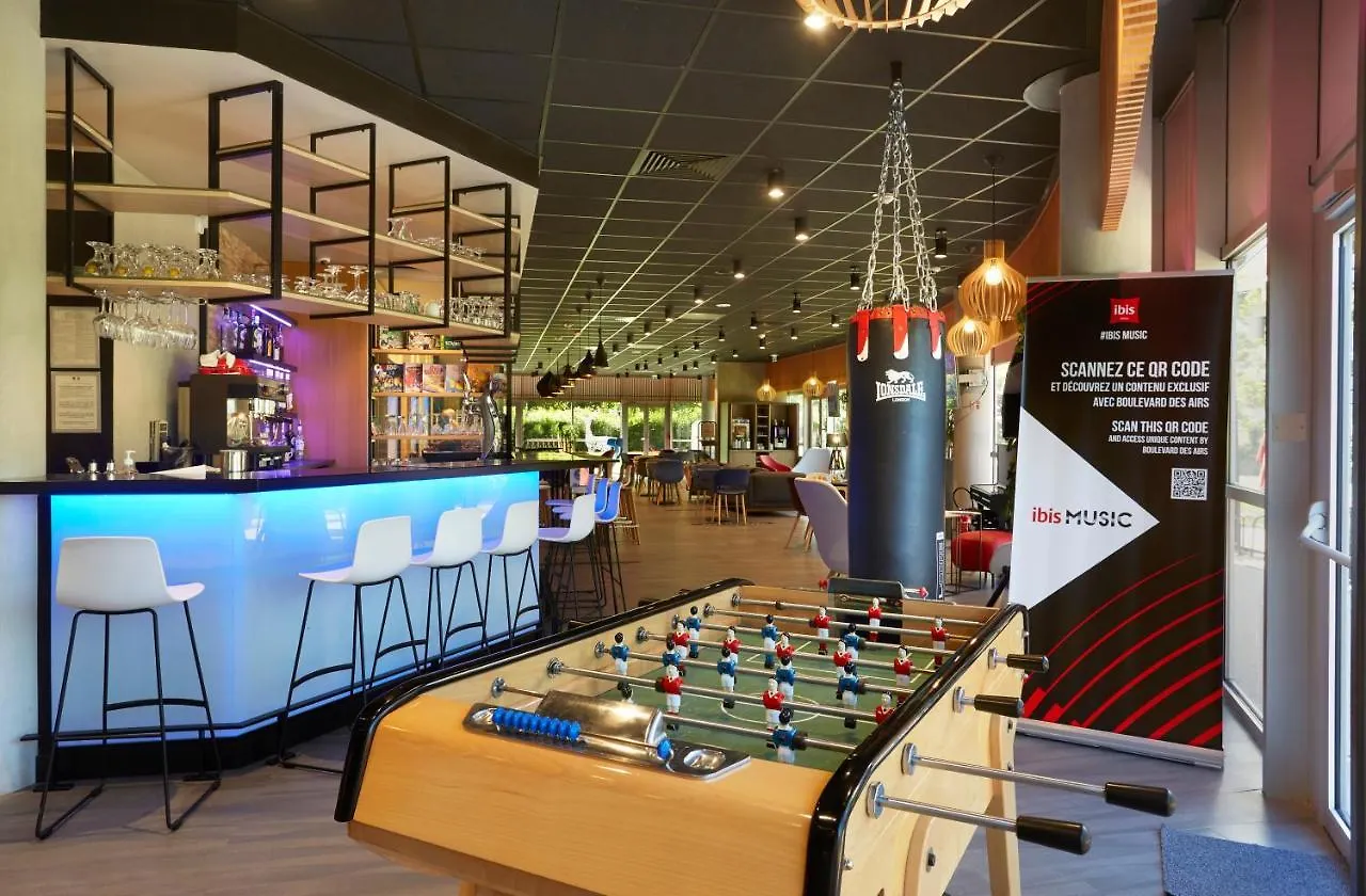 Hotel Ibis Archamps Porte De Geneve