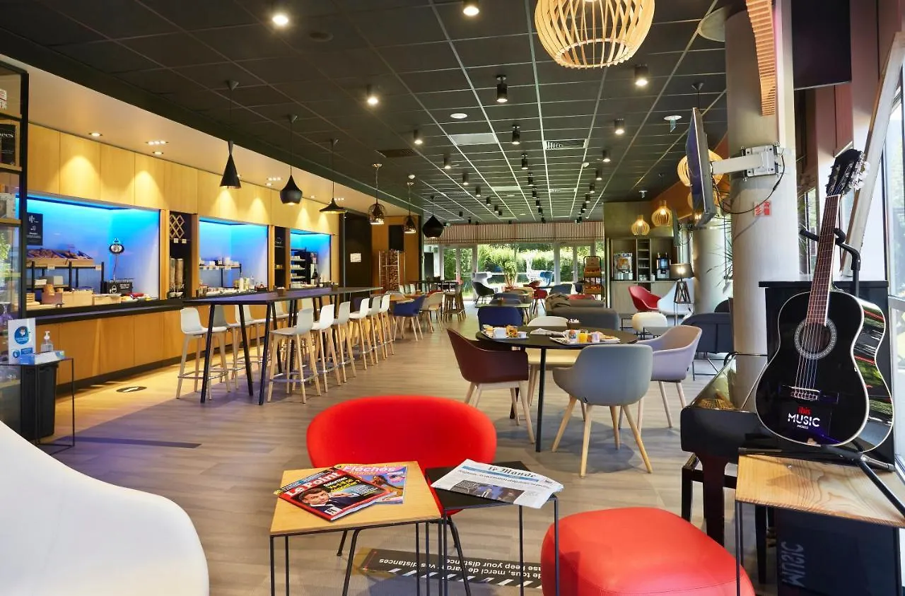 Ibis Archamps Porte De Geneve