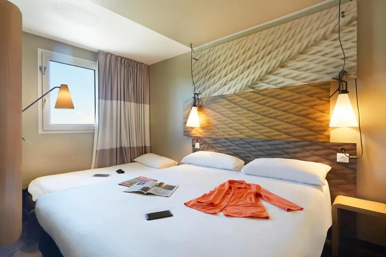 Hotel Ibis Archamps Porte De Geneve