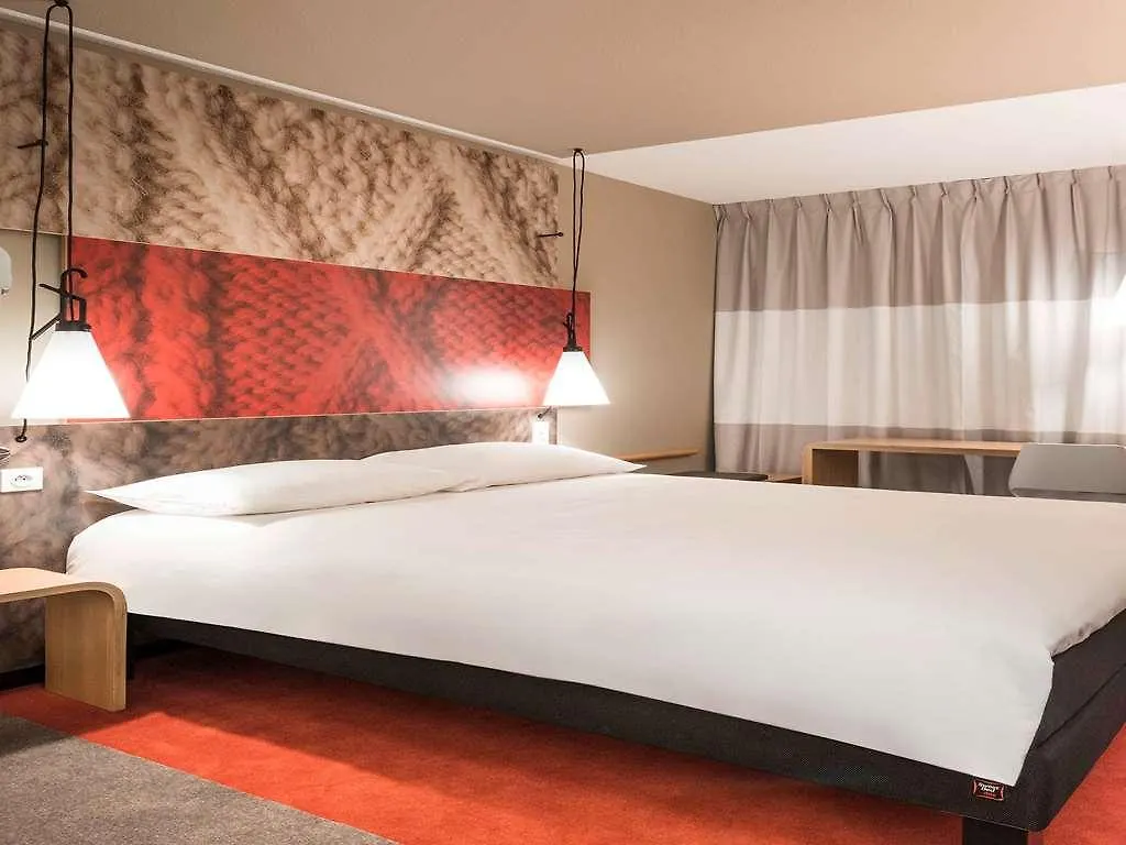 Hotel Ibis Archamps Porte De Geneve