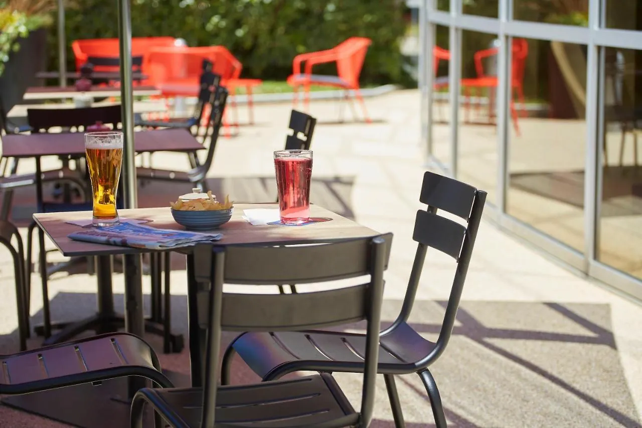 ibis Archamps Porte de Genève 3*,